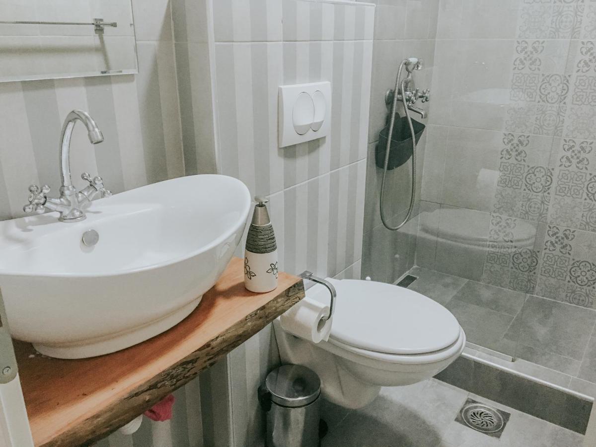 Apartmani Terase Konjska Reka Luaran gambar