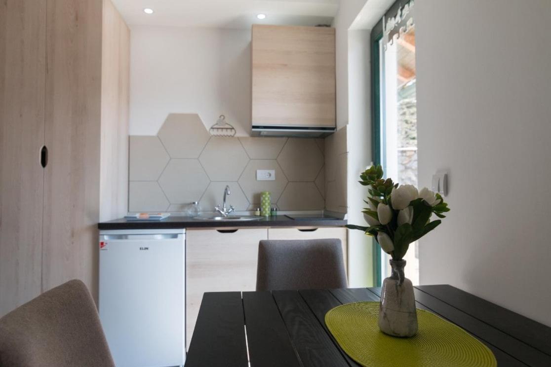 Apartmani Terase Konjska Reka Luaran gambar