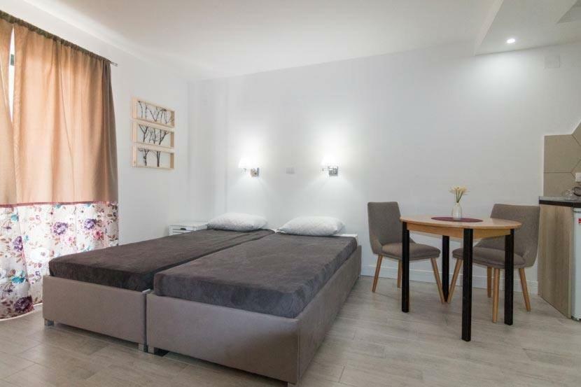 Apartmani Terase Konjska Reka Luaran gambar