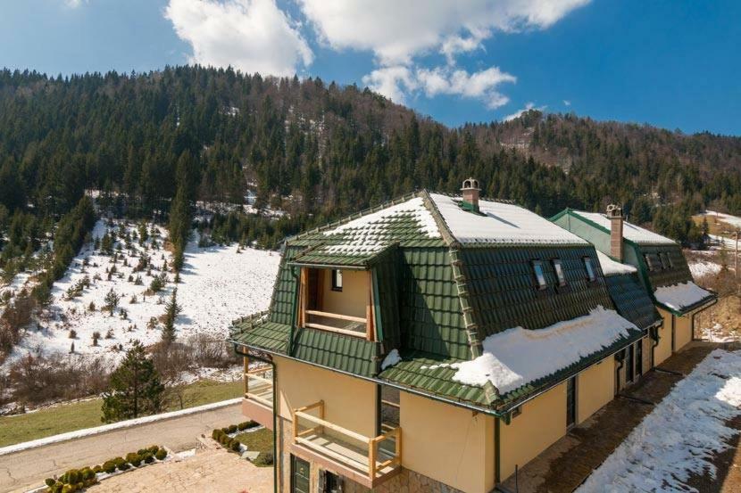 Apartmani Terase Konjska Reka Luaran gambar