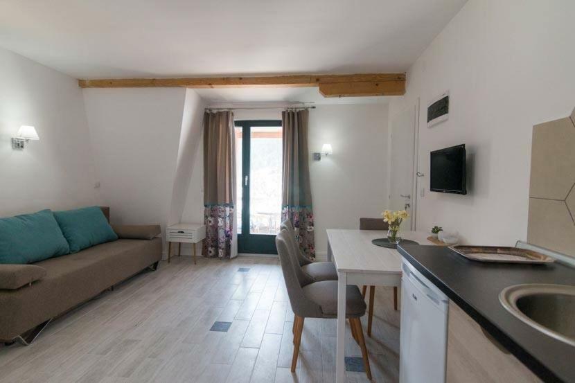 Apartmani Terase Konjska Reka Luaran gambar