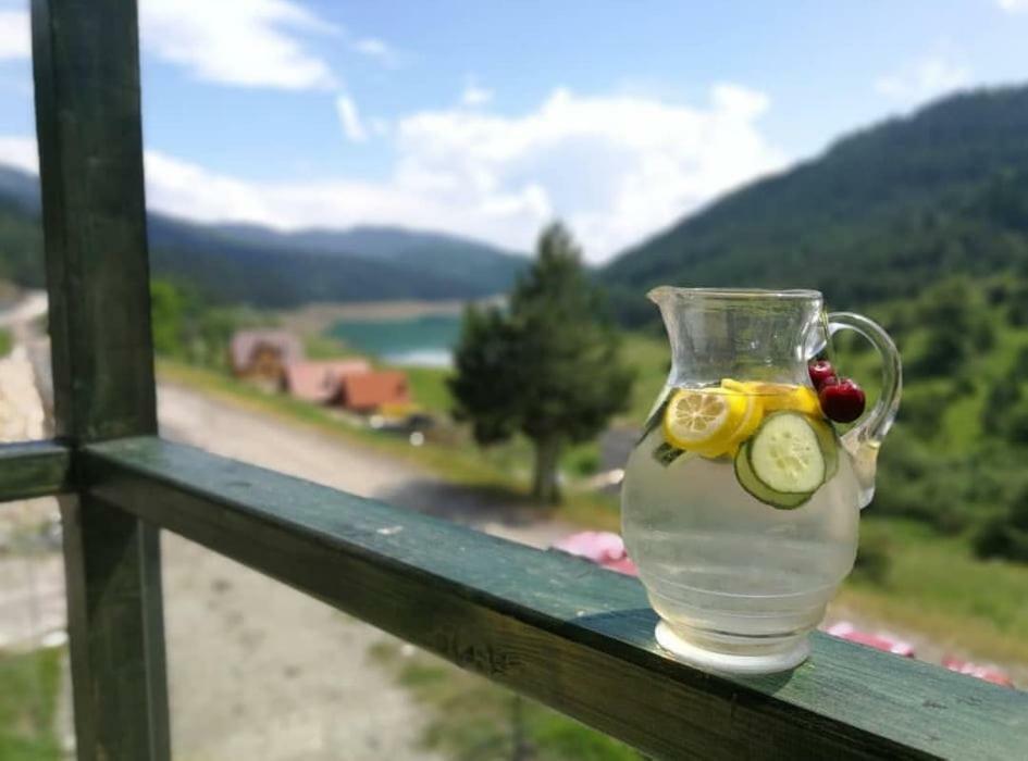 Apartmani Terase Konjska Reka Luaran gambar